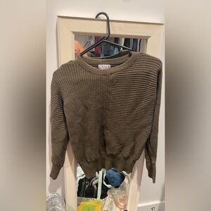 Size M olive green sweater $5